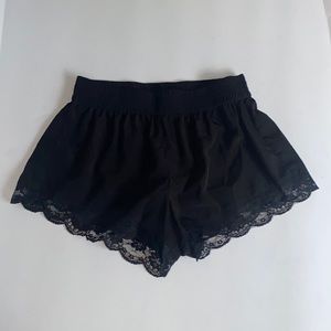 Forever 21 Black Lace Flowy Mini Short Shorts in Small